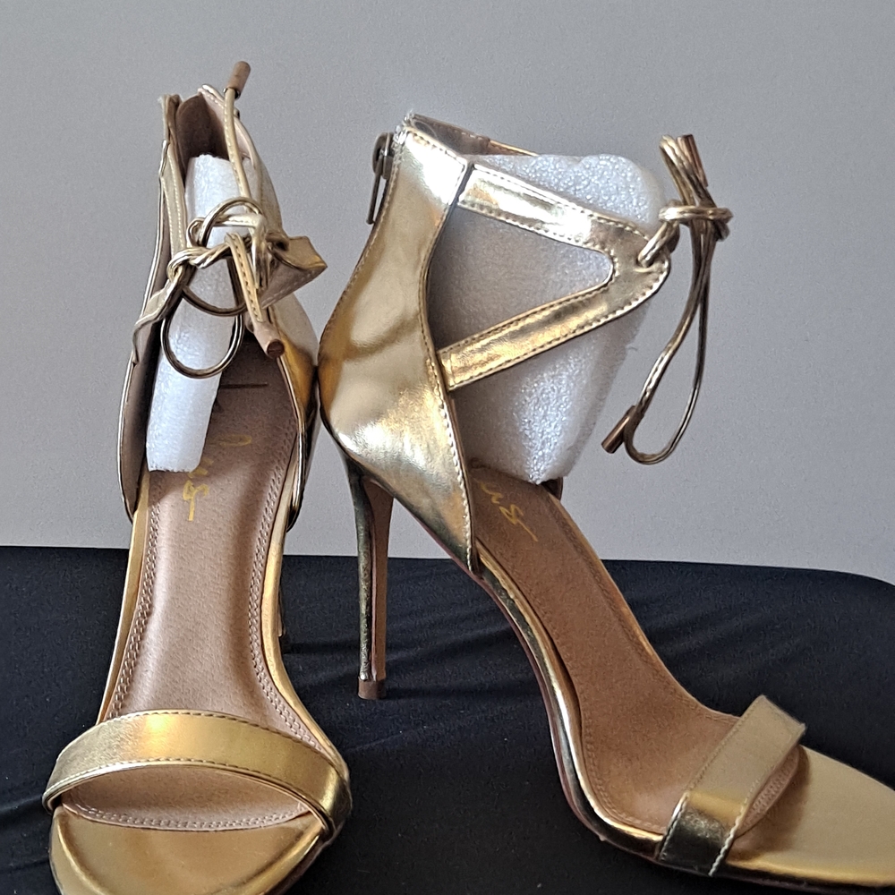 Lulu's Shiny Gold Heels